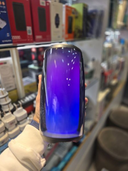 اسپیکر اورجینال avei 20 وات نور پردازی led جذاب ۶ ساعت پخش موزیک